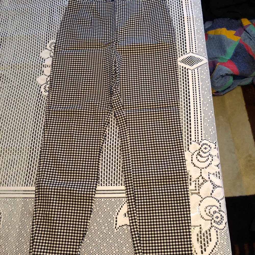 Forever 21 black and white trousers
